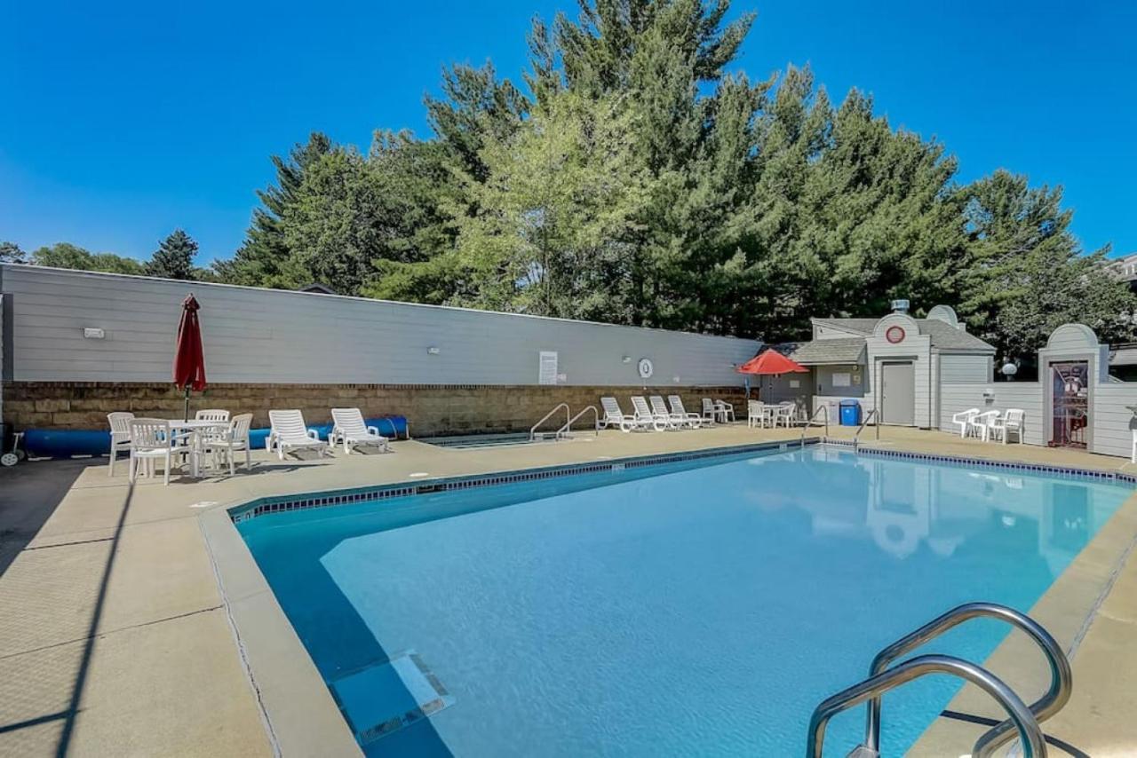 Brown Family Condo For Families Golf Trips And Girls Getaways Wisconsin Dells Eksteriør billede