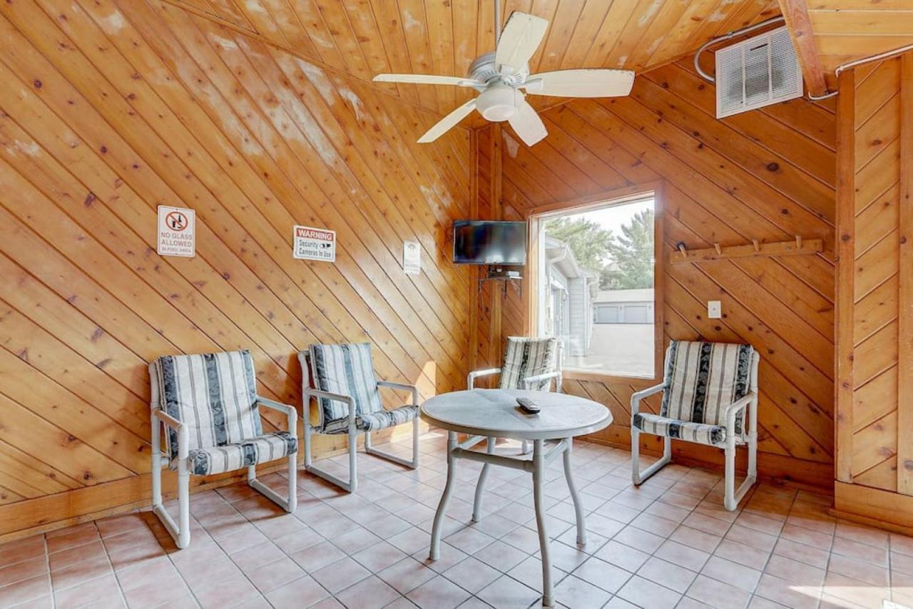 Brown Family Condo For Families Golf Trips And Girls Getaways Wisconsin Dells Eksteriør billede